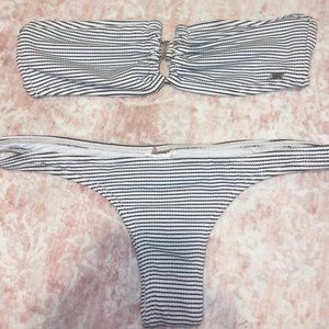 Roxy bikini set (thong bottoms)